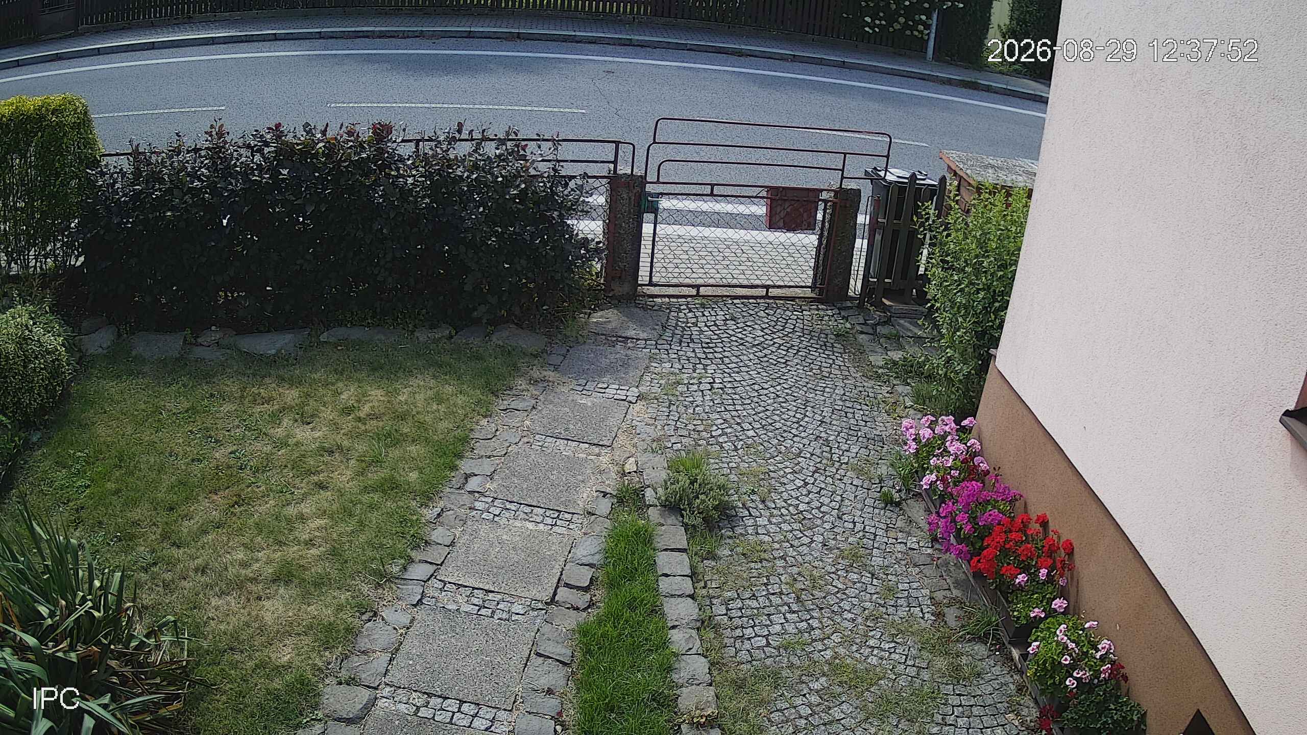 Capture